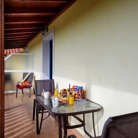 Trapezaki Seaview Apartamento *