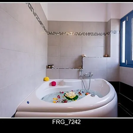 Trapezaki Seaview Apartment