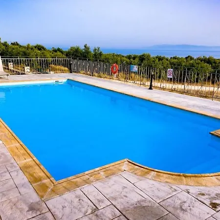 Apartment Trapezaki Seaview