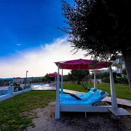 Trapezaki Seaview Appartement Mousata