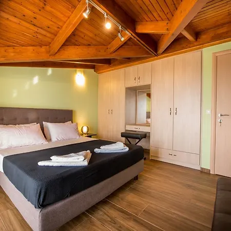Trapezaki Seaview Appartement